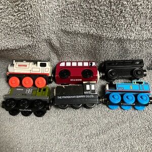 Lot of 6 vintage Thomas Wooden Trains